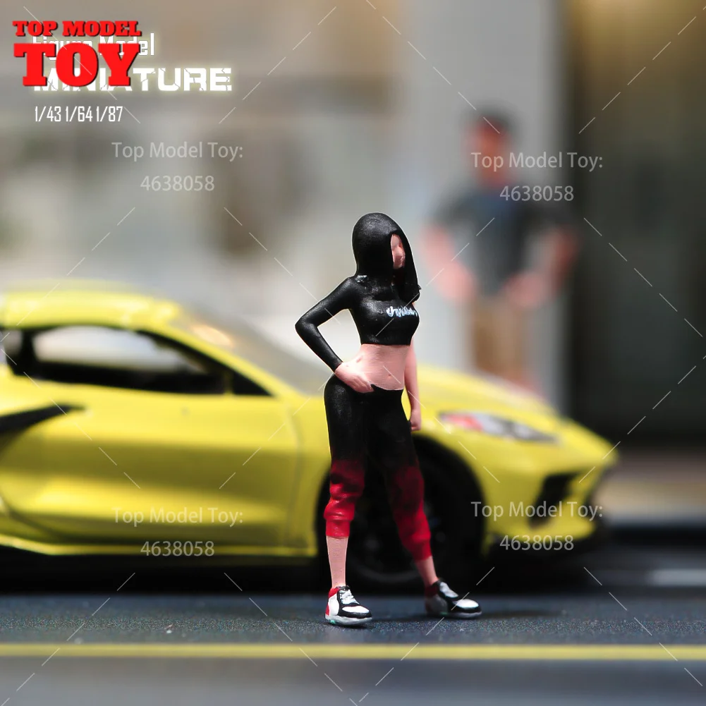 Painted Miniatures 1/64 1/43 1/87 배꼽을 노출하는 멋진 소녀 여성 장면 그림 인형 자동차 차량 장난감 용 도색되지 않은 모델