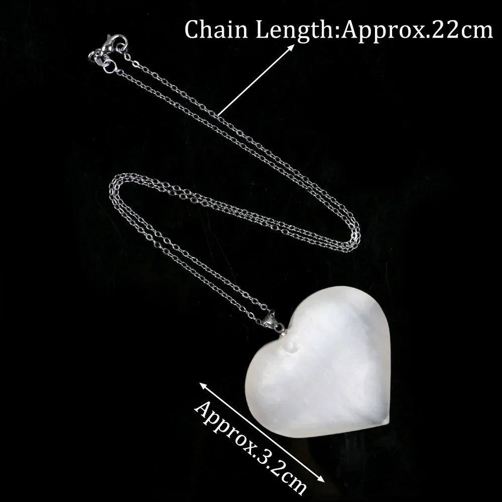 Natural Selenite Stone in Heart Pendants with Chain Necklaces Healing Reiki Plaster Quartz Energy Reiki Gems Pendulum Divination