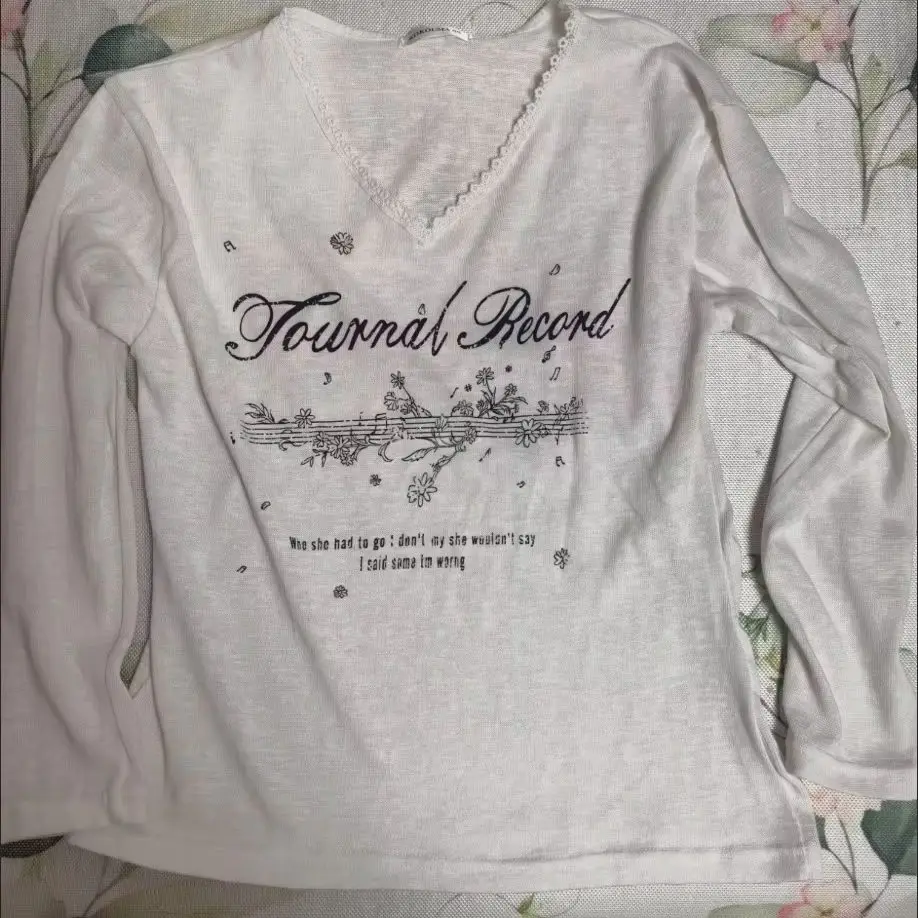 Kimotimo Women Long Sleeve T-shirt Harajuku Lace V Neck Letter Printed Casual Loose Tops Fashion Y2k Aesthetic Streetwear Tees