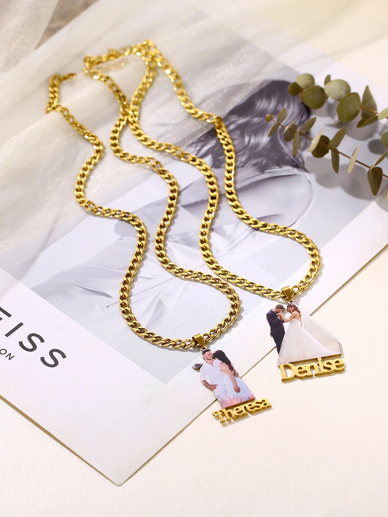 

Custom Photo Necklace Engraved Color Portrait Personalized Christmas Gift Family Memory Jewelry