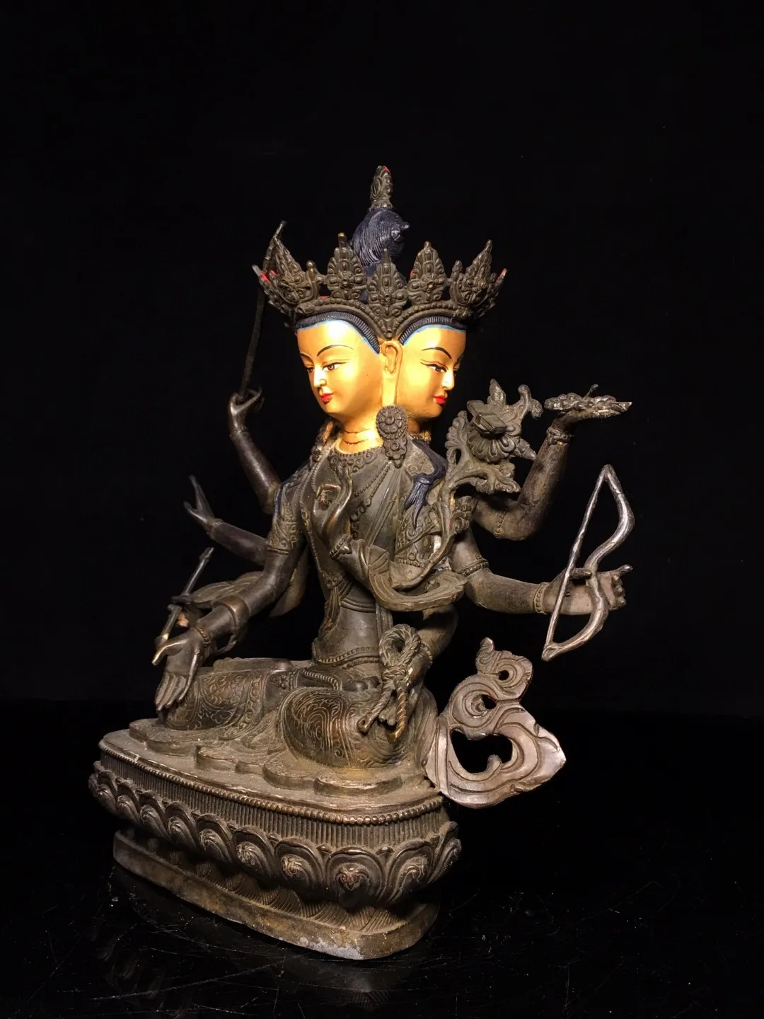 Tibetan brass gilt painted face three sides eight arms Zunsheng Buddha Guanyin Tara ornament Home Hall ornament 31 cm