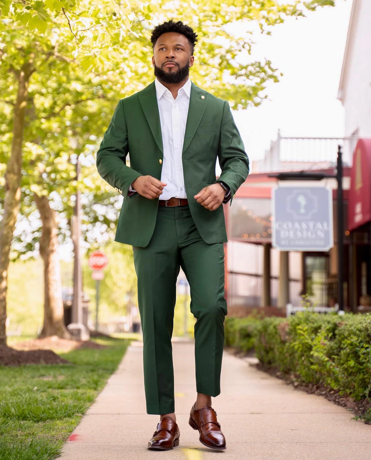 Trajes de boda de ocio para hombres, esmoquin de solapa con visera, ropa de novio, traje de negocios de fiesta, chaqueta y pantalones hechos a medida, 2 piezas