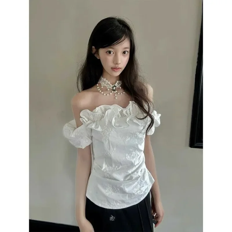 2025 New Slim Fit Waisted Short-sleeved Tops Sweet Fashionable Design Short One-line Neck T-shirt