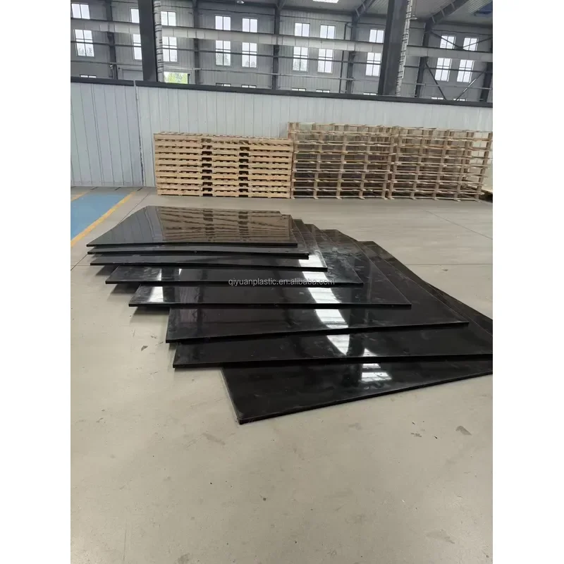 QIYUAN UHMWPE Plastic Sheets Black 5-200mm Thickness Anti-Aging UV Resistant Extruding Custom Size