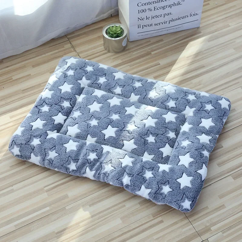 Flannel Pet Mat Dog Bed Cat Bed Thicken Sleeping Mat Dog Blanket Mat for Puppy Kitten Pet Dog Bed for Small Large Dogs Pet Rug