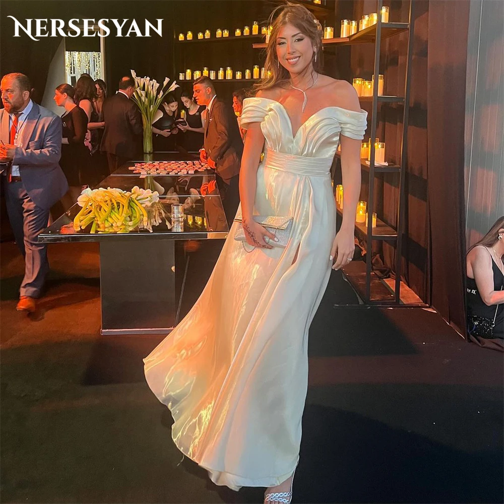 

Nersesyan Shiny Elegant Formal Evening Dresses Off Shoulder Pleats A-Line Prom Dress Side Slit High Pageant Backless Party Gowns
