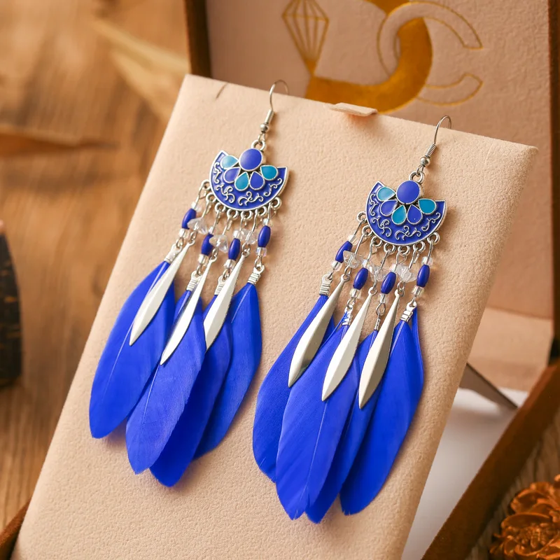 New Drop Oil Fan Shaped Feather Earrings for Women Fashion Bohemian Long Silver Color Metal Rice Bead Dangle Earring Jewelry