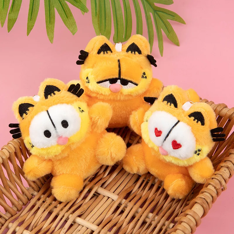 Cartoon Cute 4-Inch Garfield Plush Toy Doll Keychain Claw Machine Bag Pendant