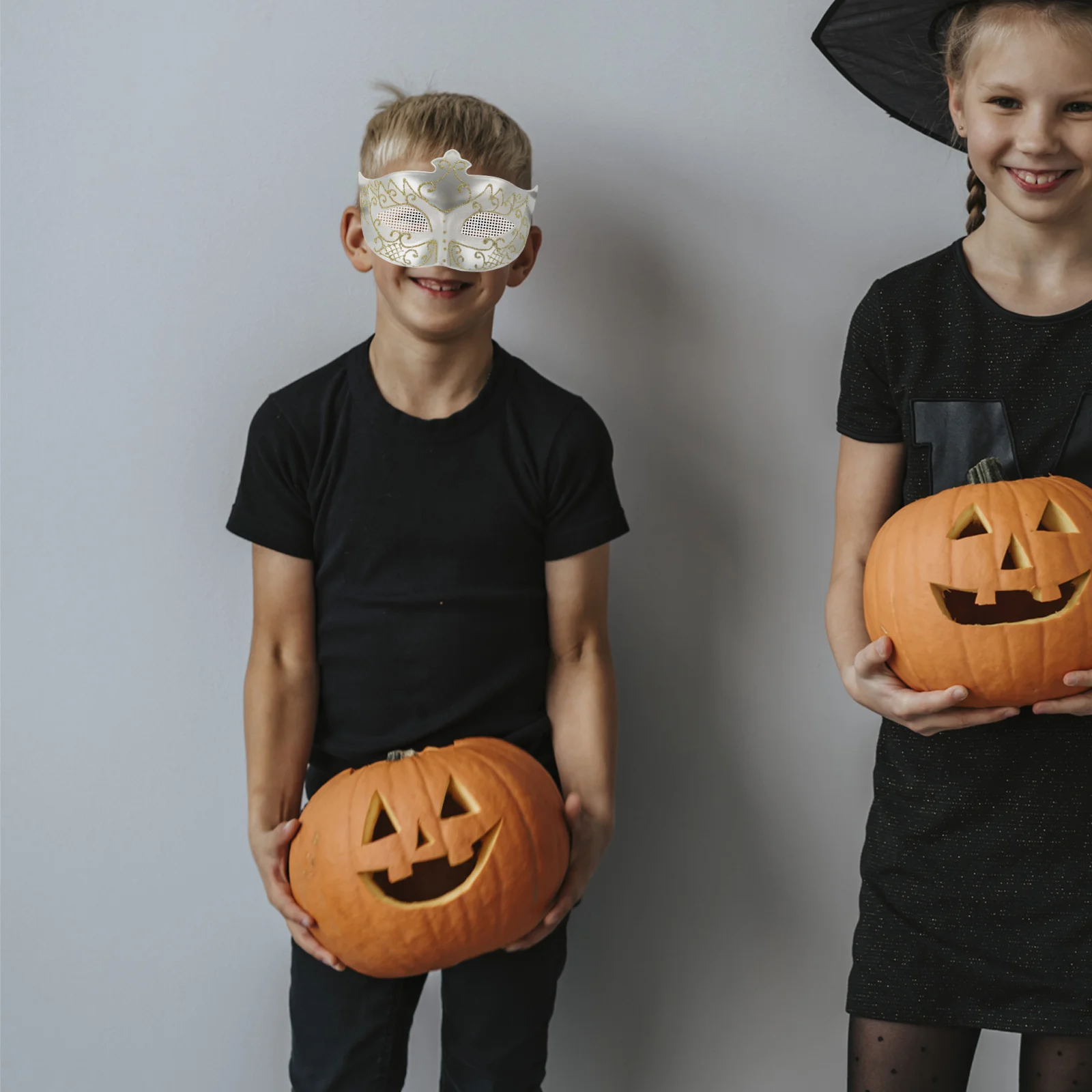 

7Pcs Mesh Fabric for Mask Eyes 13.17x10.22in Plastic Wire Mesh Blank for Embroidery Crafts DIY Mask Making Supplies Realistic