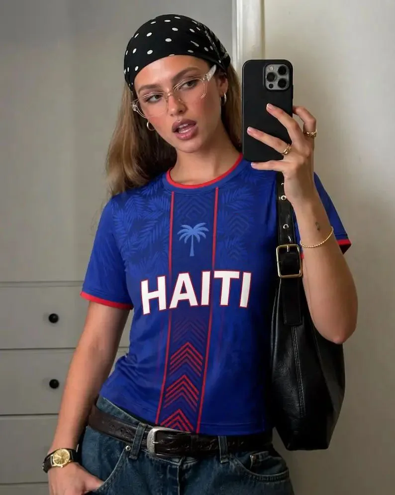 2026 New Style Women's Football Jersey - Retro Round-neck Short-sleeved Breathable Loose Fit Street Style