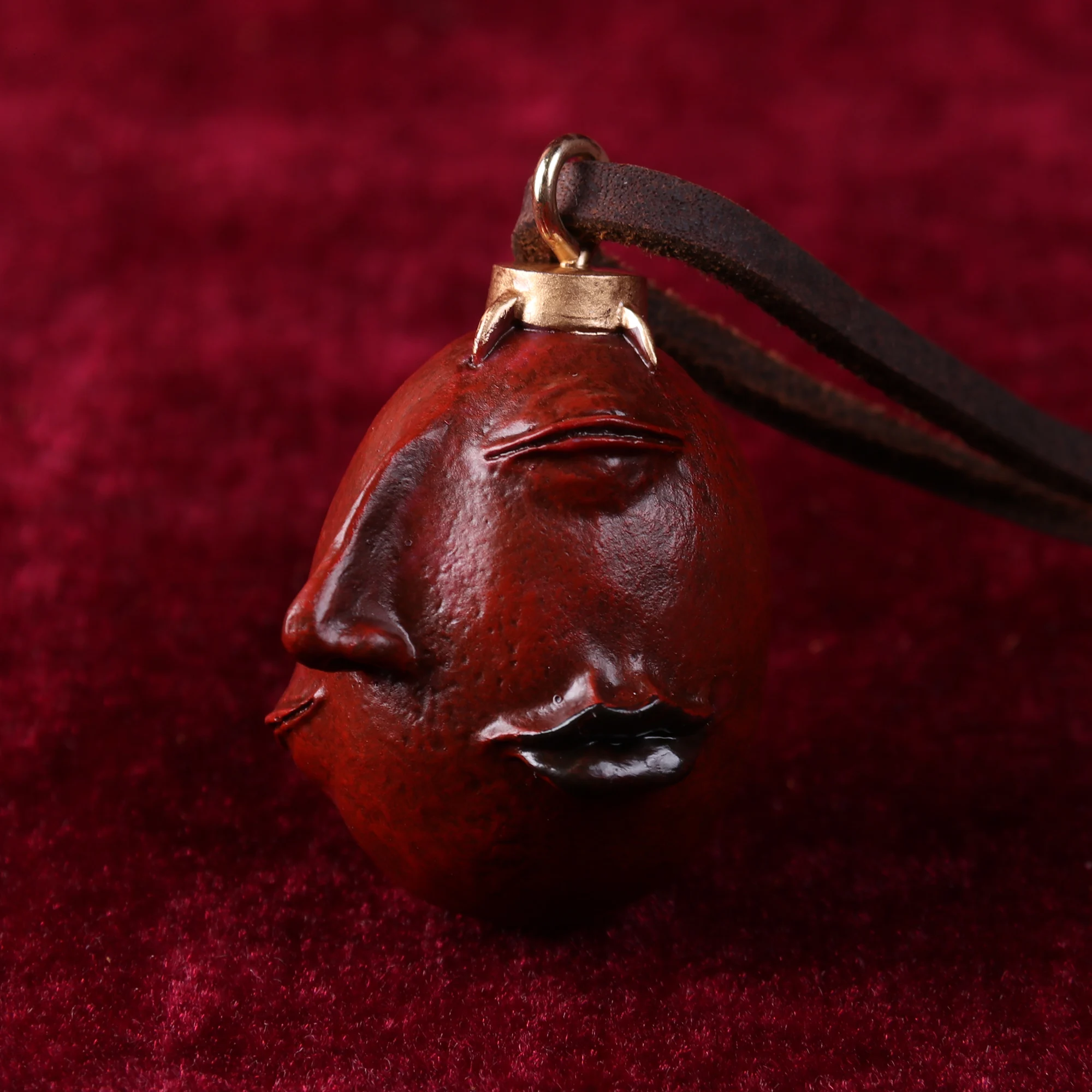 Vol.5 Dark Red Behelit Necklace Without Eyelid Egg of the king Pendant With Leather Rope Anniversary Gift