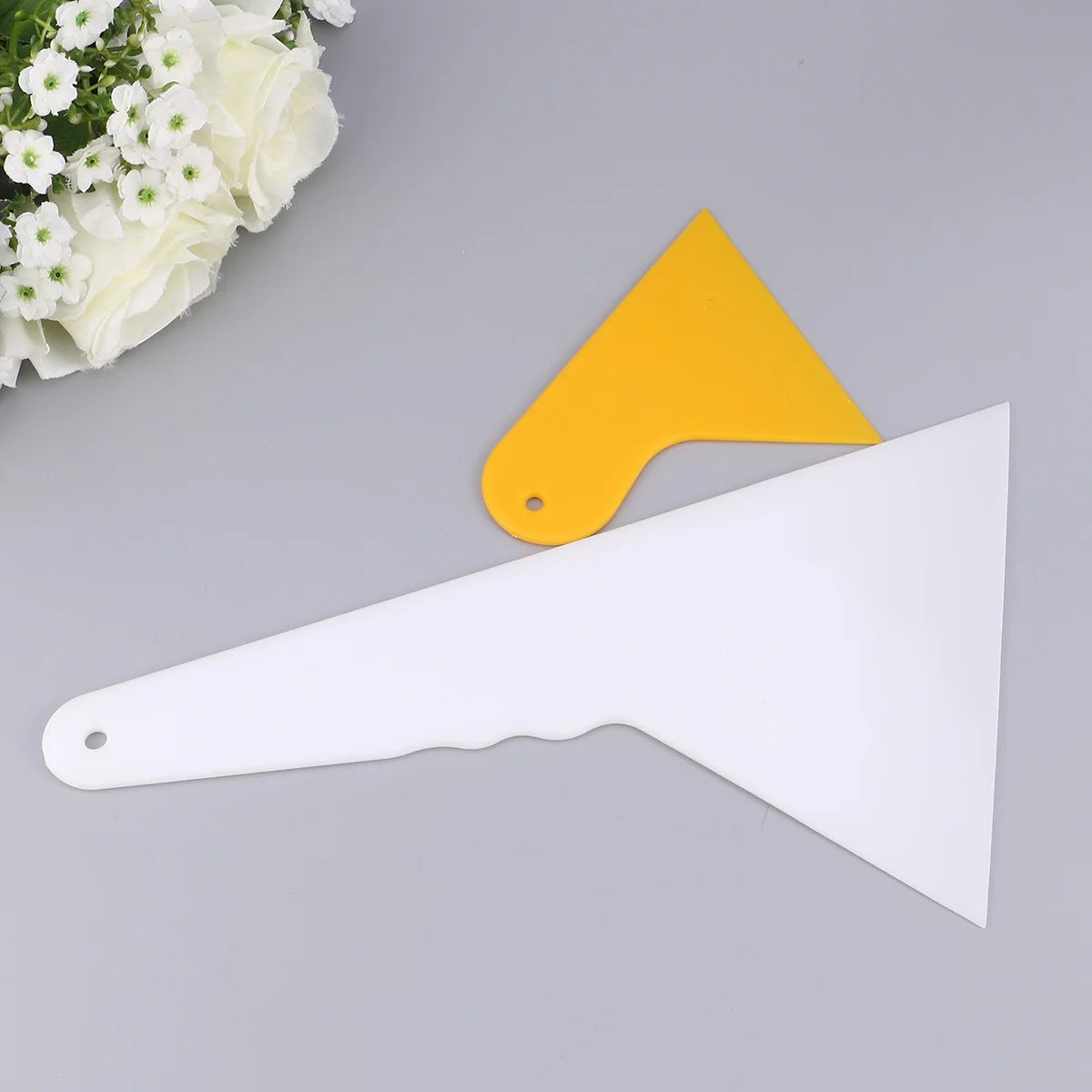 

2Pcs Car Foil Small Durable Scraper Tool Pom Material for DIY Glue Application Beads Painting Corrector Phone Membrane