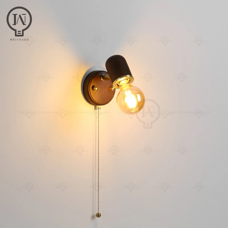 Solid wood small wall lamp with drawstring switch, simple modern retro bedroom bedside wall lamp, children's room study lamp