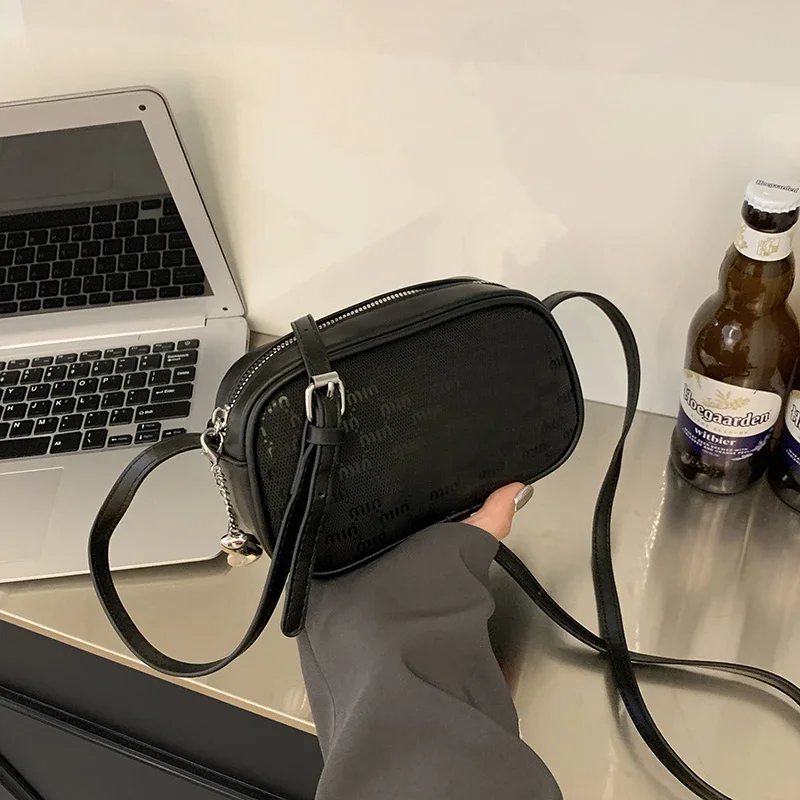 

Popular New Styles Zipper Shoulder Bag Elegant Trend Leather Crossbody Bag With Solid Color Design For Fashion Conscious Women