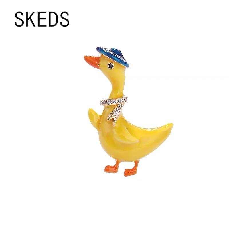 

SKEDS New Cute Yellow Cute Duck Enamel Brooches For Women Kids Animal Casual Party Brooch Pins School Bag Clothing Pins Gifts