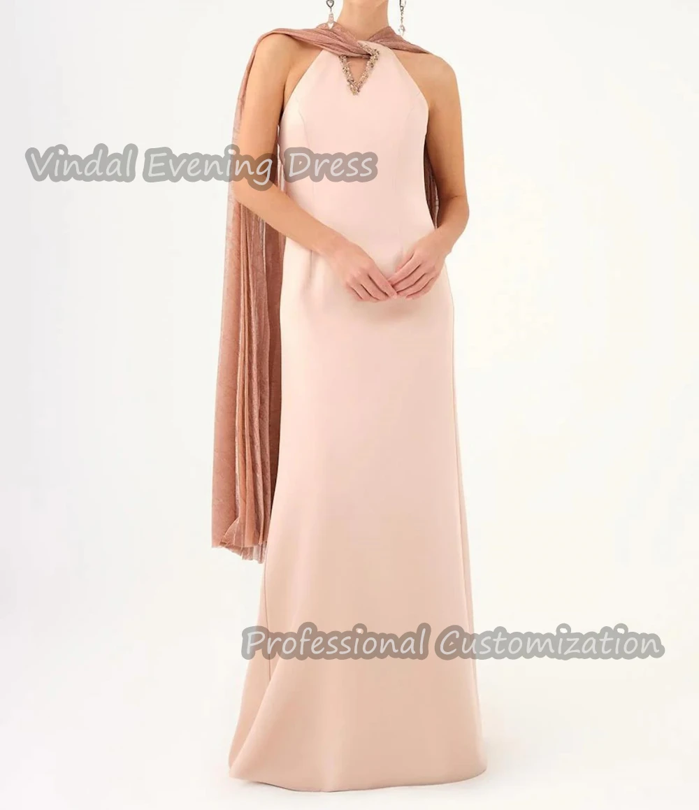 Vindal Prom Dress Halter Ruche Vloerlengte Luxe Kralen Crêpe Sexy Straight Mouwloze Saudi Arabia Voor Vrouw 2024