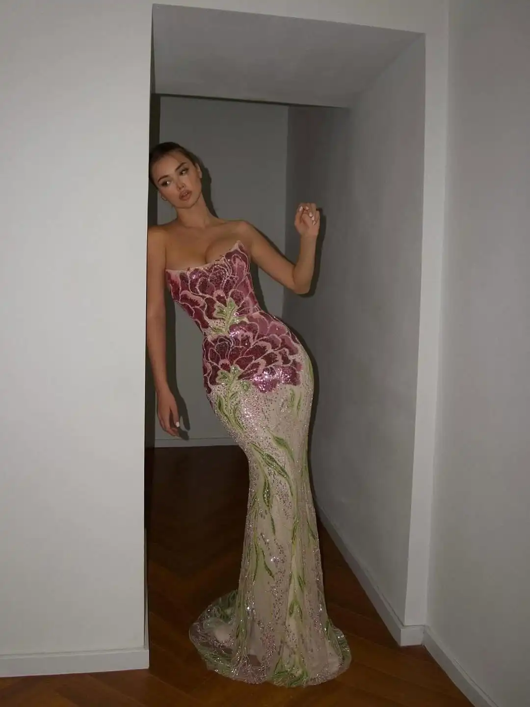 

Luxury Floral Fashion Trend Mermaid Strapless Sequin Detail Tulle Beaded Floor Length Slim Fitting Evening Prom Party Dress