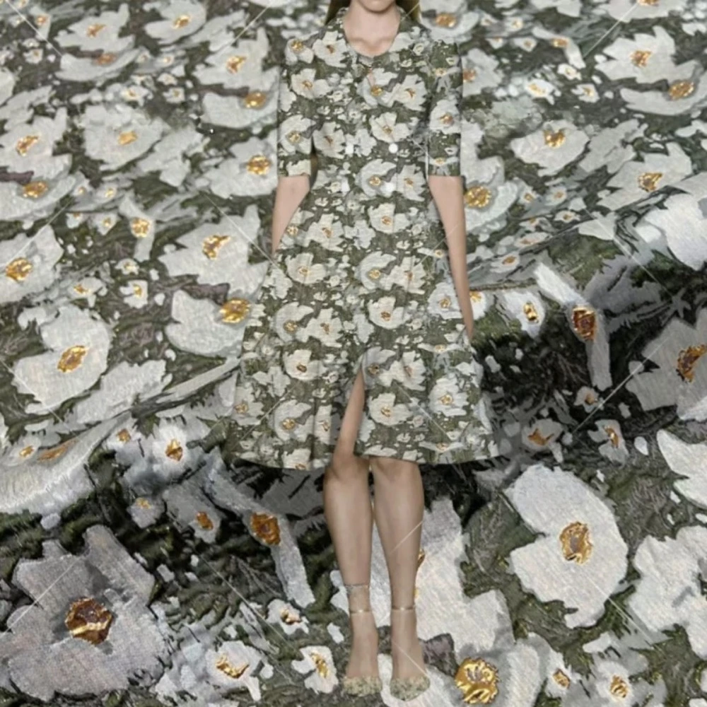 

Парчовая жаккардовая ткань, окрашенная в пряжу, полиэстер, золотая линия, материал, тисненый костюм, пальто, ветровка, художественные ремесла, одежда, ткань для шитья