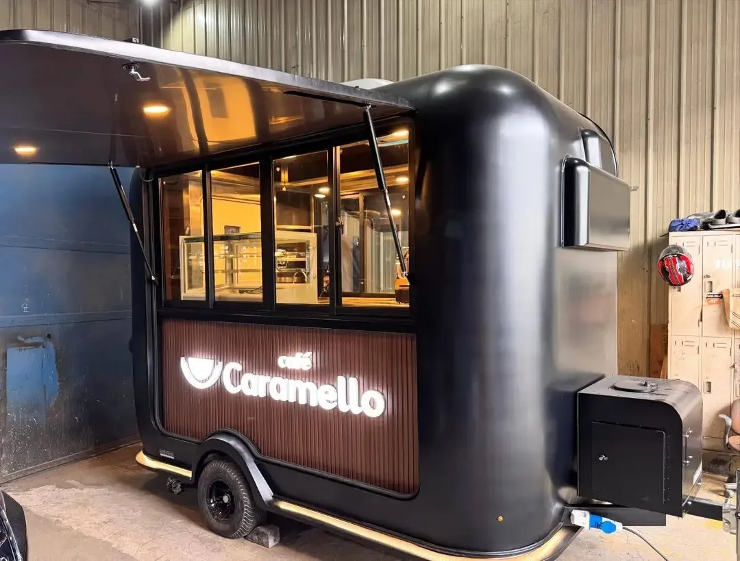 

Custom Mobile Restaurant Trailer Mobile Pizza Coffee Fast Food Trailer Fully Equipped Large Remorque Food Truck for Sale