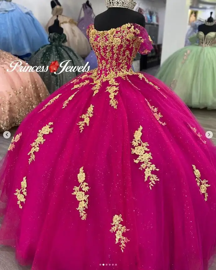 Fuchasia Princess Off Shoulder Quinceanera Dresses vestido 15 años mujer Gold Applique Corset Prom Sweet 15 Gown