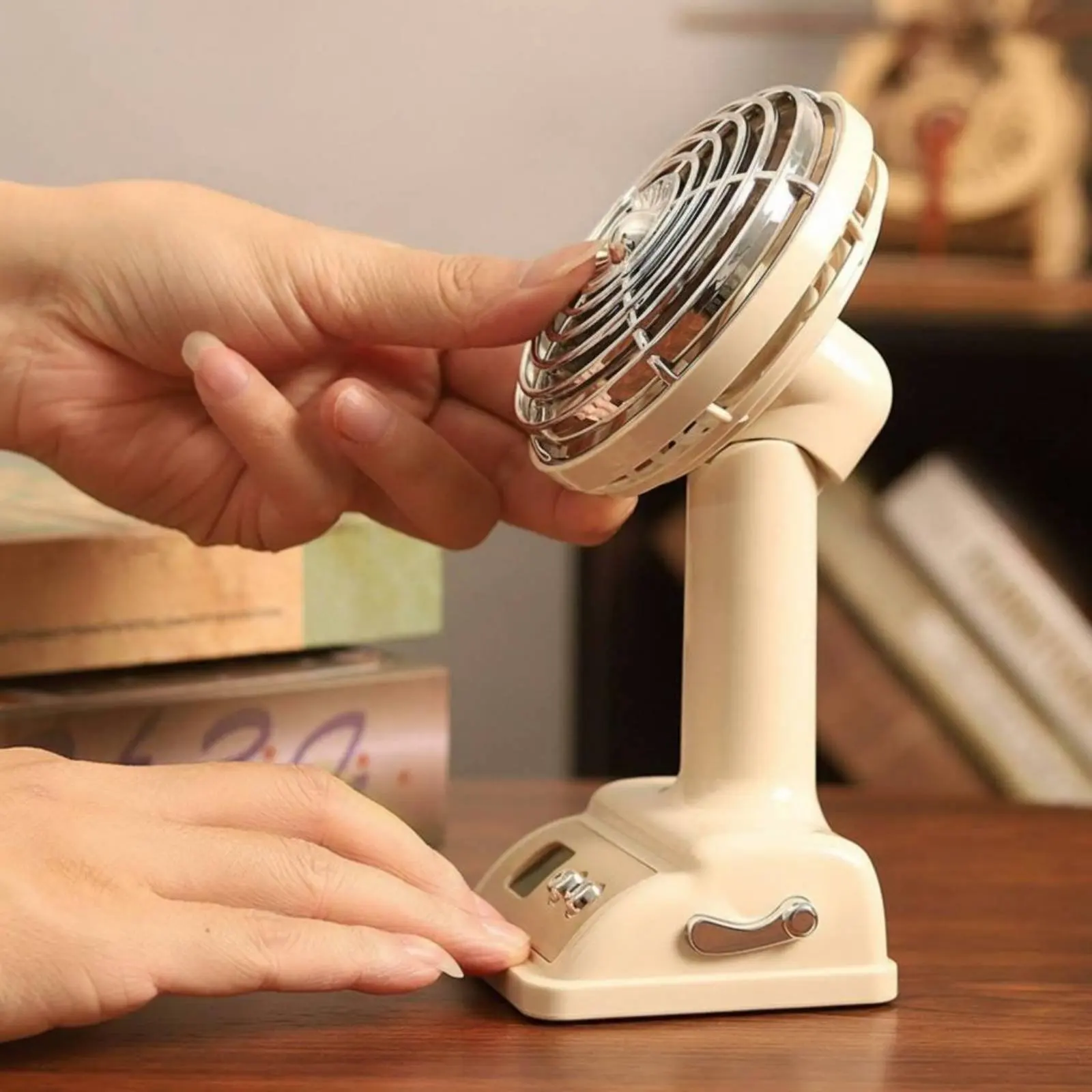 

Digital Display Table Fan 100 Speed Settings Portable Vintage Design Fan Small Appliance Adjustable Angle Low Noise