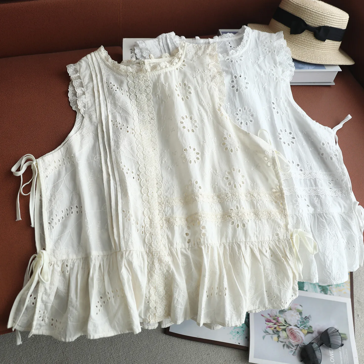 

Japanese Sweet Mori Girl Solid Color Lace Embroidery Vest Outwear Women Summer O-Neck Sleeveless Side Bandage Casual Tank Tops