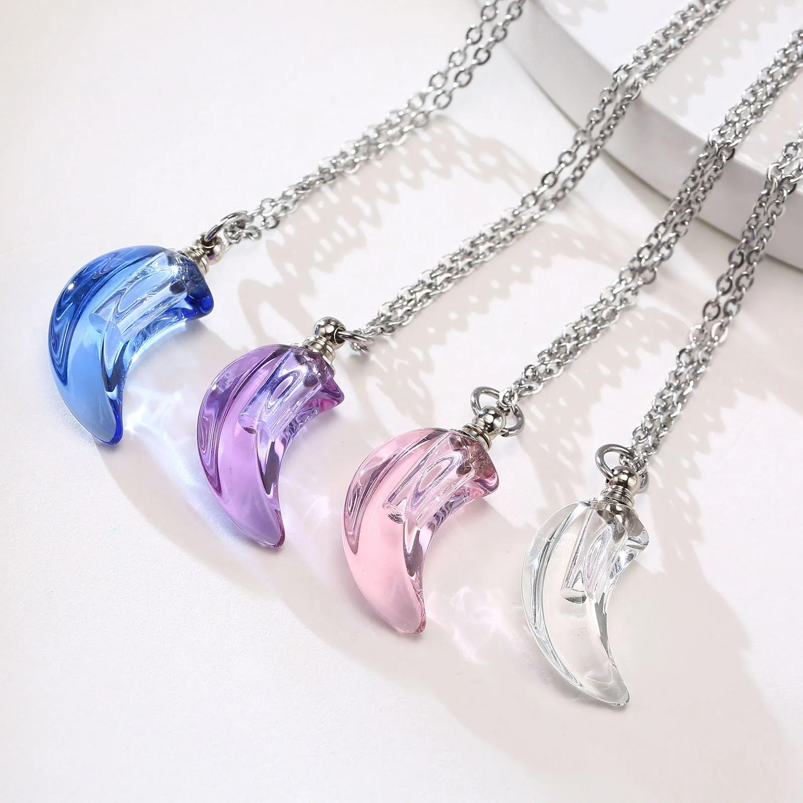 Colorful Glass Urn Pendant Necklace for Ashes, Stainless Steel Chain Funeral Cremation Memorial Jewelry Accessories