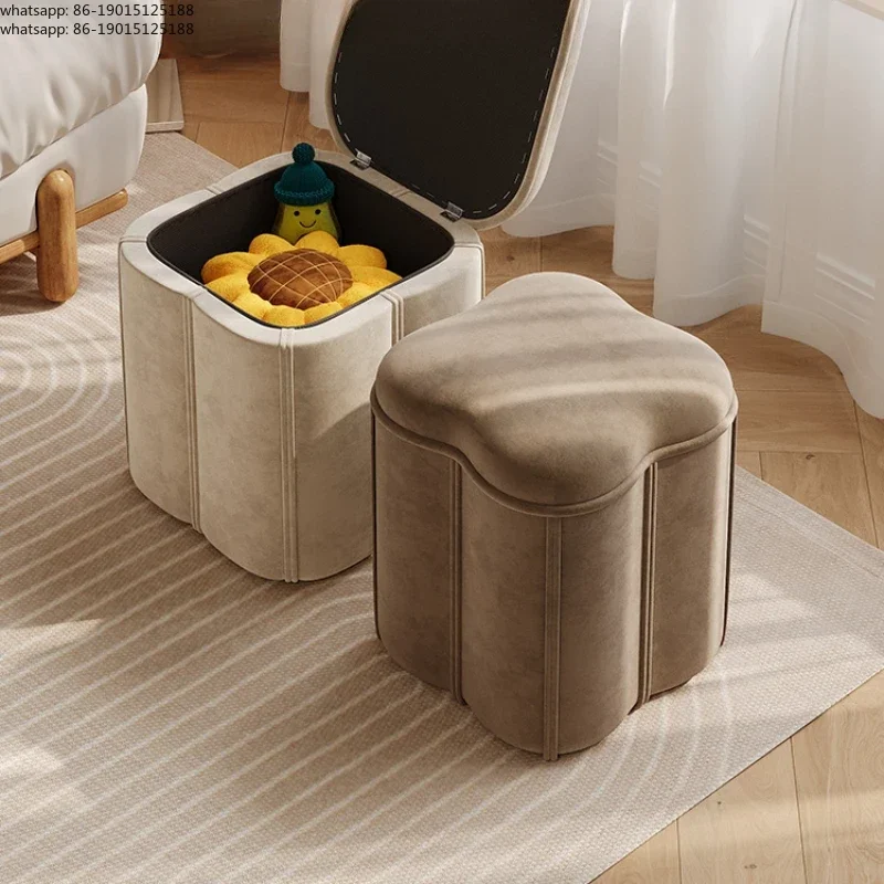 Makeup Stool Vanity Chair with Storage Elegant  Ladies Dressing Seat Four-Leaf Cloth Pattern Nail Art Stool for Girls