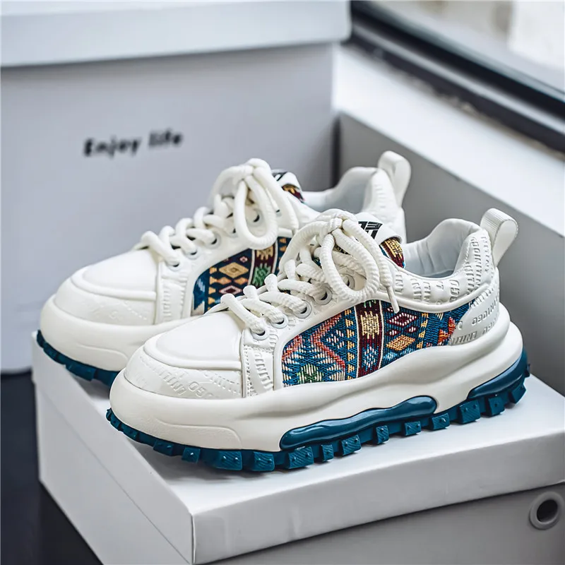 

2025 New Men's Board Shoes,sneakers,skate shoes,Casual Shoes Boost Anti-Odor Breathable Comfortable New Arrival Classic Style