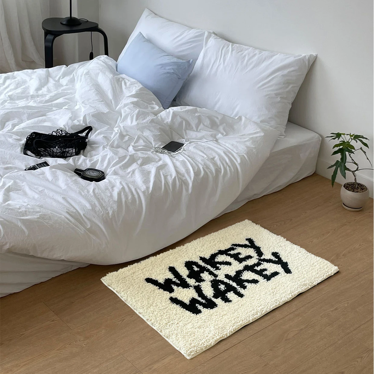 Chic Tufting Letters Bedroom Rug Solid Tidy Bedside Carpet Bathroom Foot Pad Bath Mat Doormat Aesthetic Home Room Decor 40x60cm