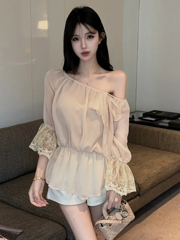 Sexy Pure Want Sweet Soft Style Flared Sleeve Chiffon Top Lace Splicing Loose Slimming Semi-Transparent Straight Cut Women's ...