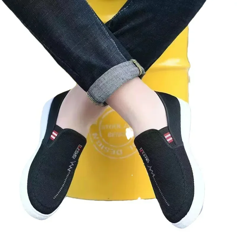 

Мужская спортивная обувь из дышащей парусины 2025 года, теннисная обувь для молодежи, раздвижная прогулочная обувь, рабочие лоферы