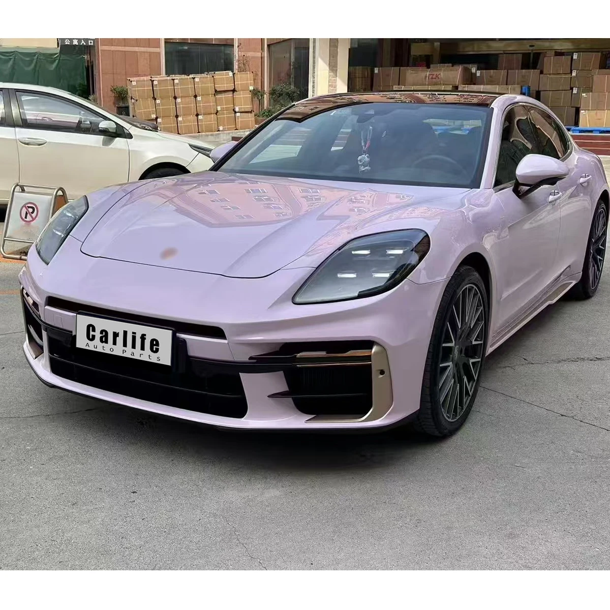 

For Panamera 976 2024-2025 Facelift to Turbos Style Consist of Front Bumper With Grille.