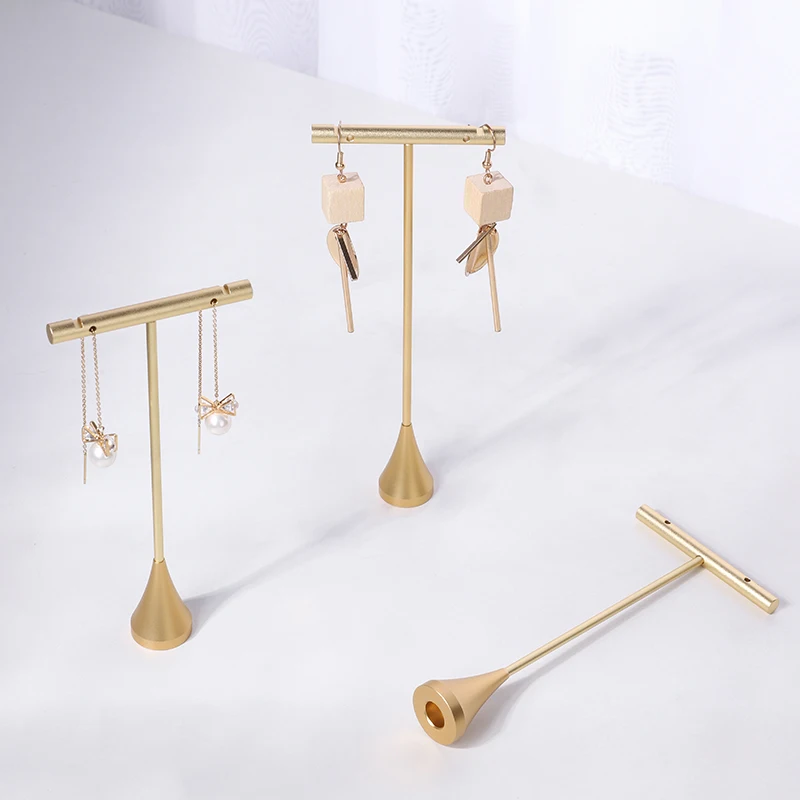 Jewelry display props window display cabinets metal display stands for jewelry and ornaments, display props for jewelry.