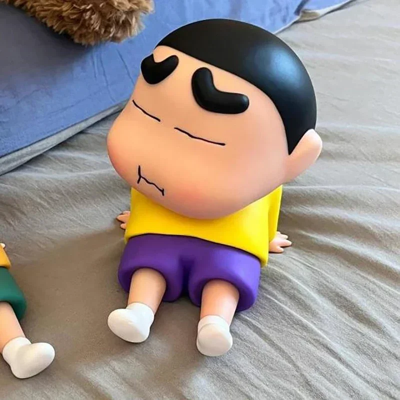 Crayon Shin-Chan figurines jouet Support pour téléphone Kawaii Anime ornements de bureau dessin animé regarder la télévision Support de téléphone décorations de poupée mignonnes
