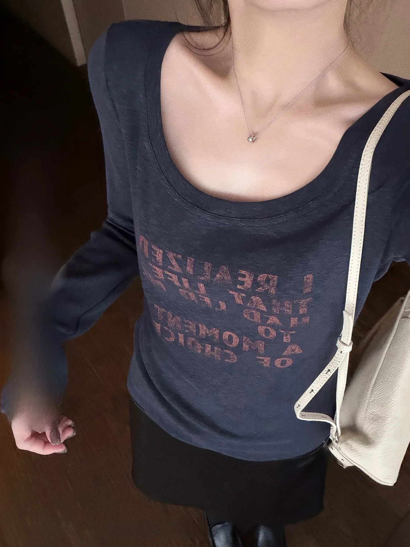 

Женская футболка с длинным рукавом Slim Fit, с круглым вырезом, с буквенным принтом, в повседневном стиле, базовый топ, новинка весеннего сезона, в корейском стиле