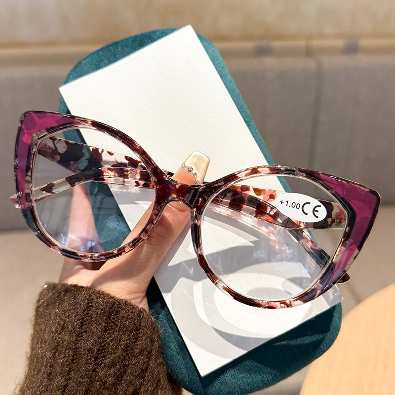 2025 New Fashionable Color Blocked Cat Eye Women's Presbyopia Glasses HD Neutral Versatile Temperament Anti Blue Light Glasses