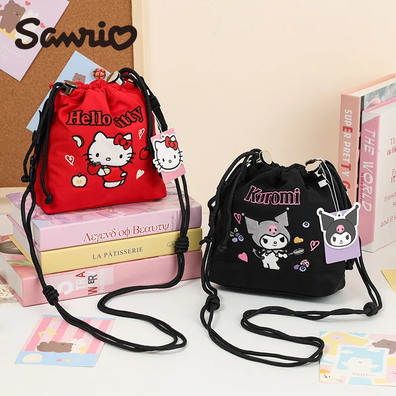 

Sanrio, высококачественная нейлоновая сумка Kuromi с героями мультфильмов, серия сумка через плечо, сумка-ведро для женщин, повседневная сумка для хранения большой вместимости