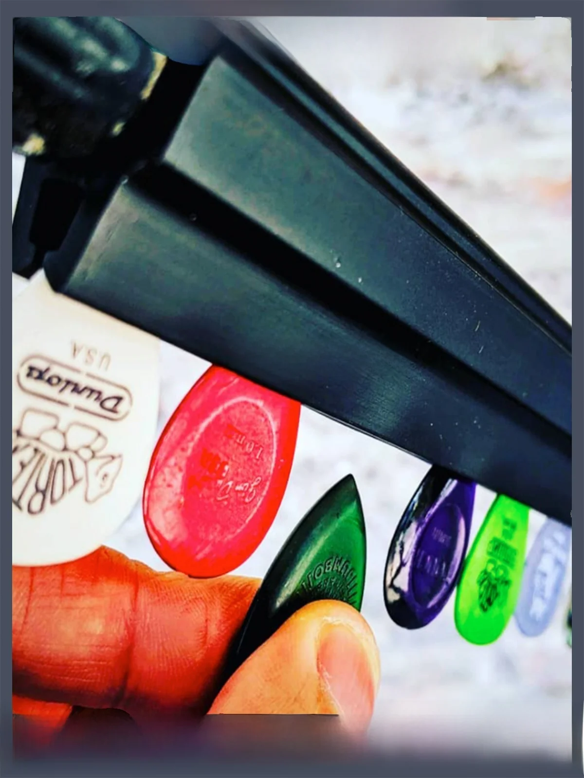 ダンロップ-ギターピックホルダー-ステージパフォーマンス-マイクスタンド-スライドギターバー配置クランプ-ライブショーやコンサート用