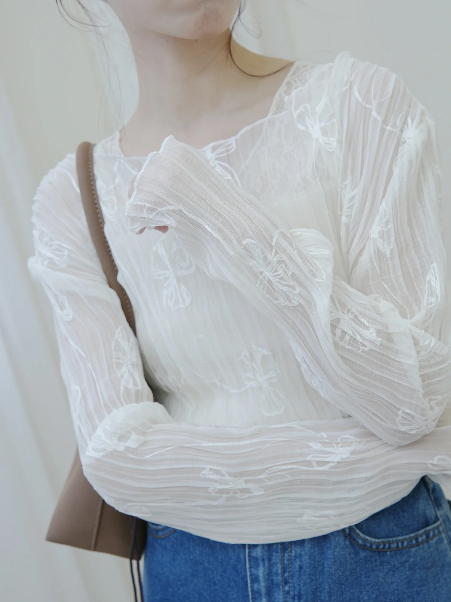 

Annuus Textured Folded Badrop Embroidery Chiffon Top Women's Loose Fit Long Sve French Sle Polyester Fiber Lace irt