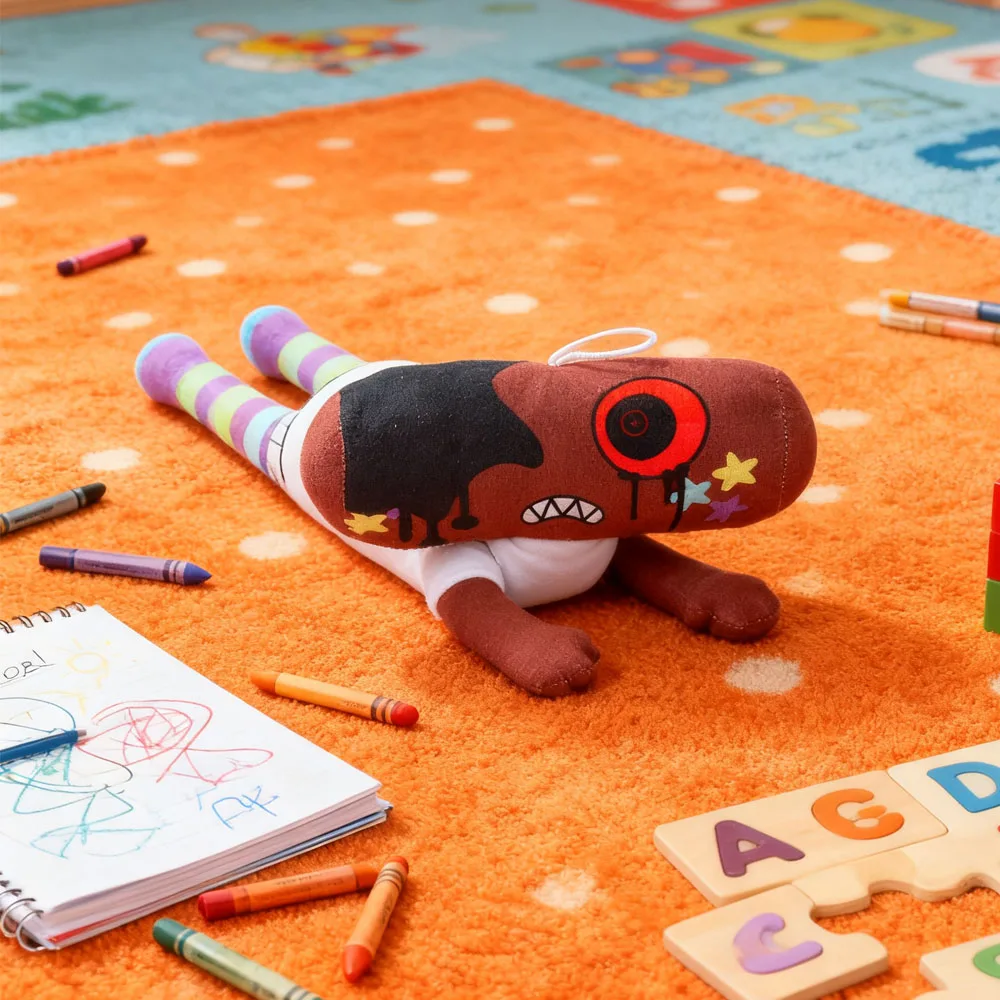 

Уникальная одноглавая мультяшная мягкая кукла | Художественная плюшевая игрушка черно-красного цвета с полосатыми носками | Креатив для детей и взрослых