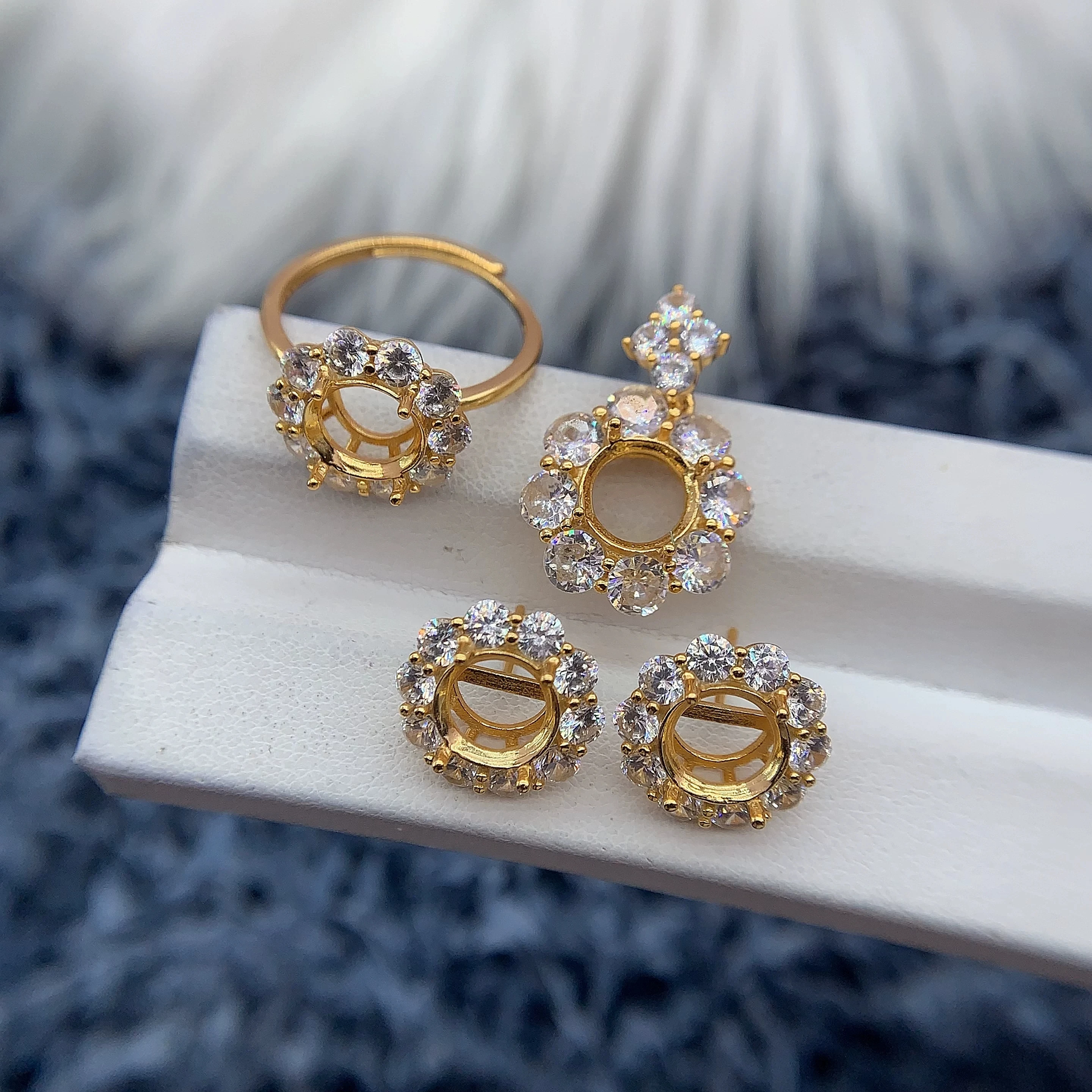 venta-al-por-mayor-accesorios-de-lujo-de-plata-de-ley-s925-de-8-mm-redondos-y-vacios-para-anillos-colgantes-y-pendientes-de-mujer-para-la-creacion-de-joyas-diy-y-engaste-de-piedras