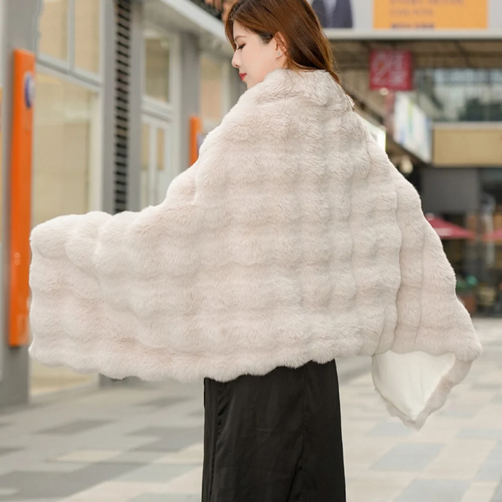 

USB Mobile Plush Electric Blanket Office Winter Charging Heating and Warming Three-speed Temperature Adjustable Heating Shawl