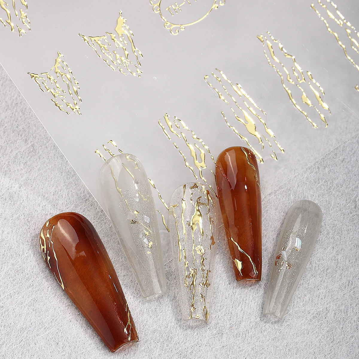 Pegatinas para uñas con líneas de rayas doradas y Metal 3D, diseño deslizante Irregular Y2K, calcomanía autoadhesiva francesa para decoración de uñas