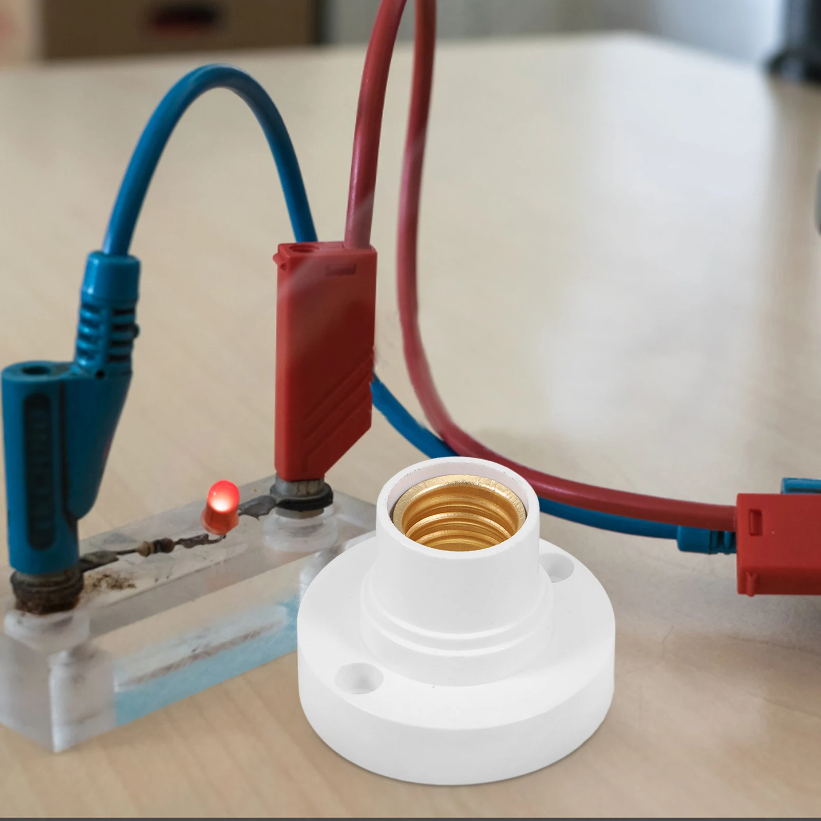 

2Pcs E14 Small Screw Lamp Holder 250V Round Bulb Base LED Compatible Lighting Accessories Durable Voltage Stable Performance