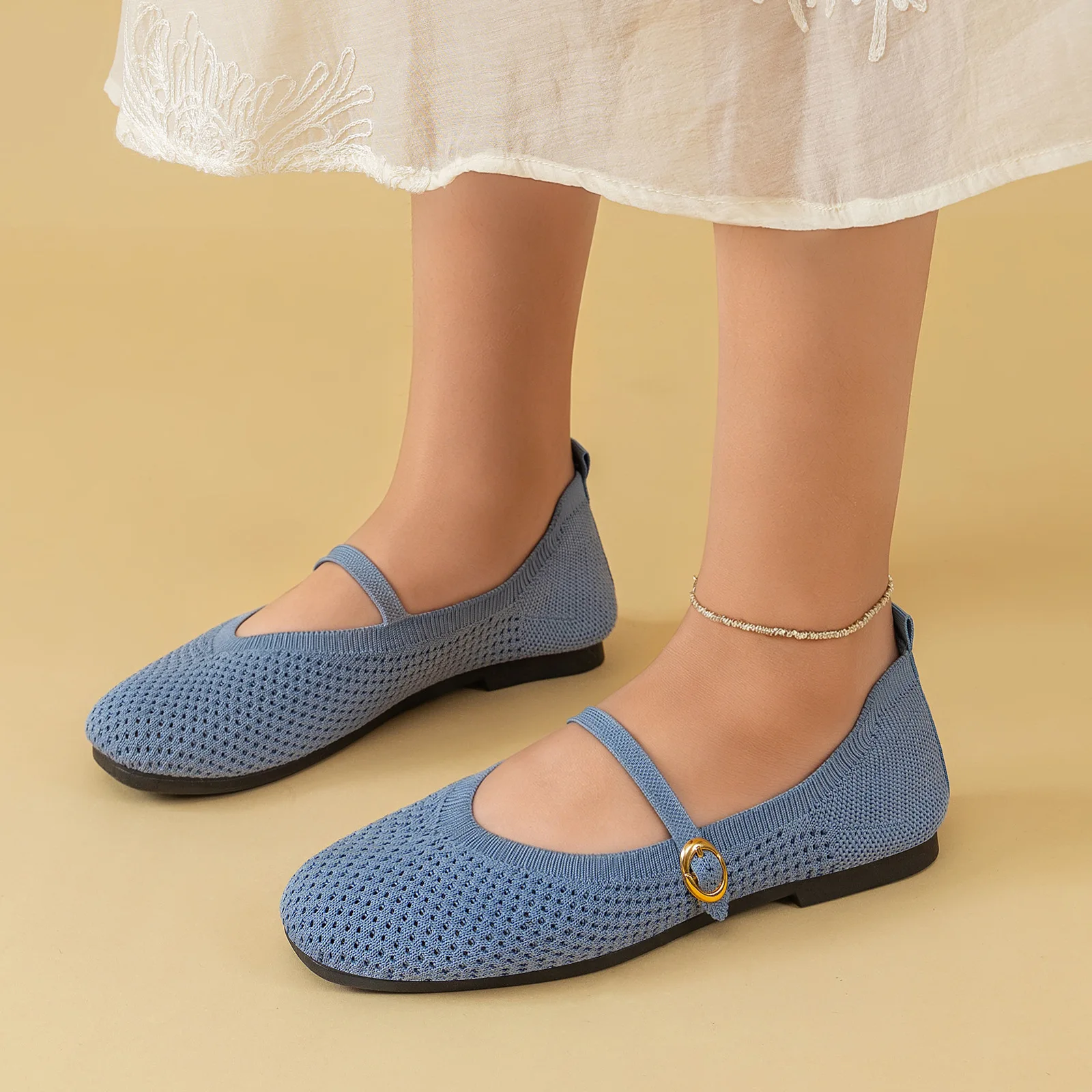 Sommerliche Damen-Mary-Jane-Schuhe mit Lochmuster, weicher flacher Sohle, leichtem Schnallenverschluss, atmungsaktiv, lässig, modisch, Ballerinas – Detail 3