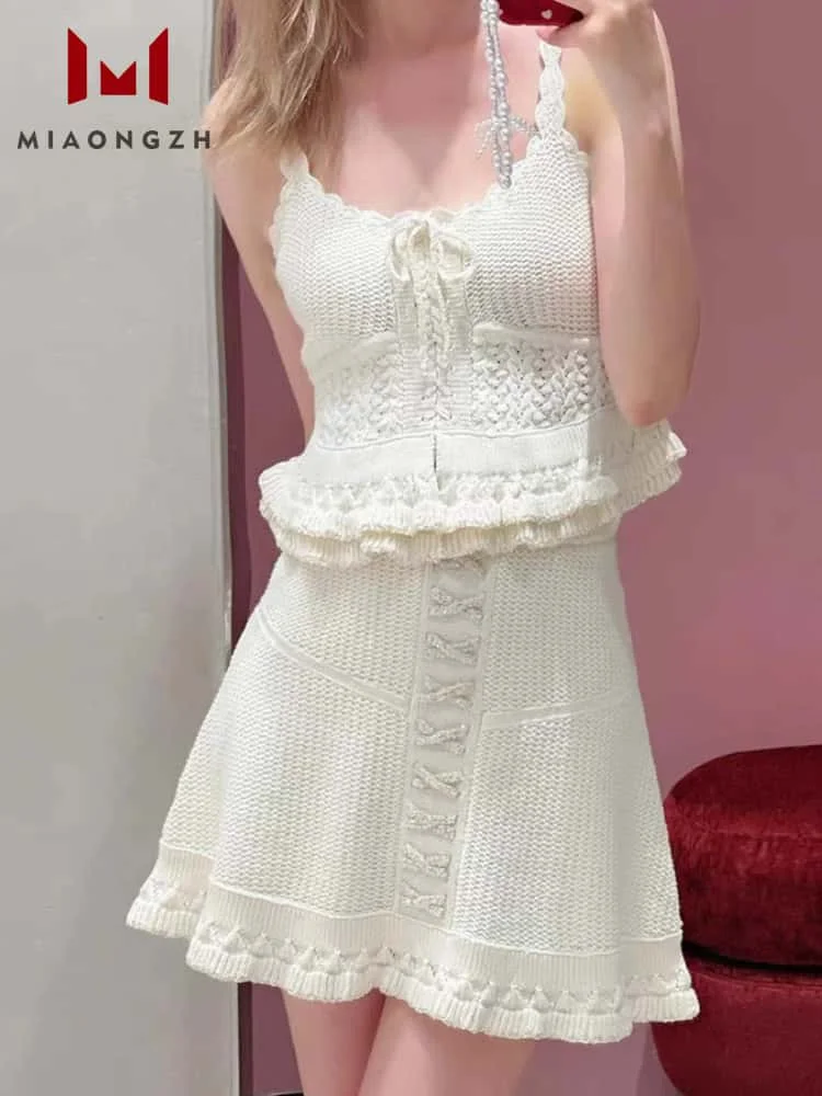 

High Quality Fashion Summer New Knitted Two Piece Set Women's Sleeveless Crochet Crop Vest Tops Or High Waist Skirt Ladies Suit