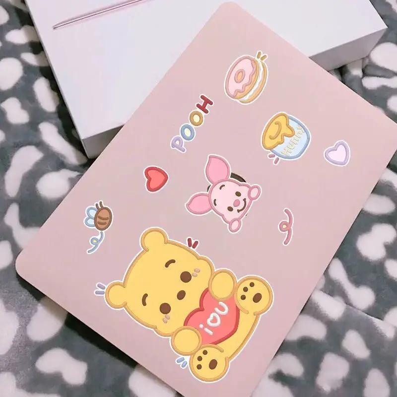 Disney Pooh Bear dibujos animados lindos pegatinas impermeables decoradas maleta para portátil tazas de agua decoradas regalos para niños y niñas.