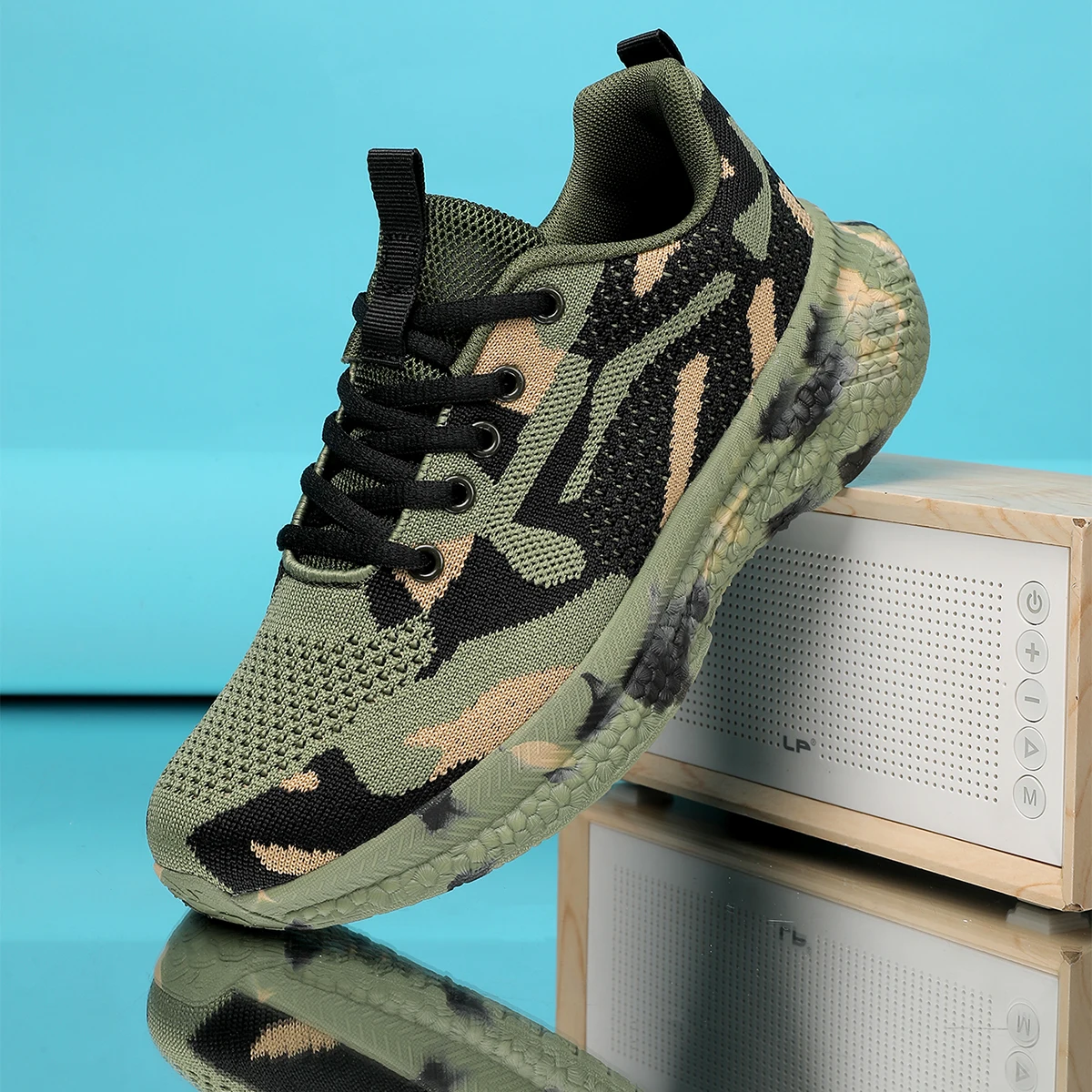 

MAEDEF Women's Breathable Sneakers Lightweight Non Slip Shoes for Women Comfortable Athletic Training Shoes for Hiking Outdoor