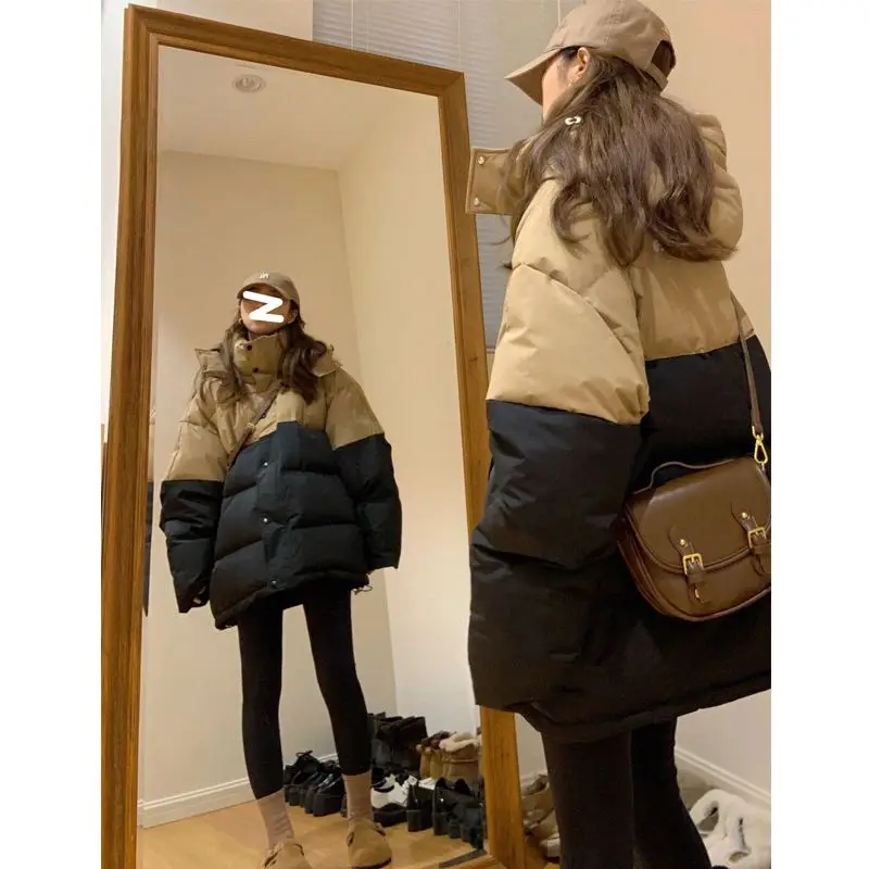 

Winter 2025 New Color Matching Short Down Cotton Clothes Women's Thickened Loose Versatile and Thin Bread Clothes Warm Jacket WF